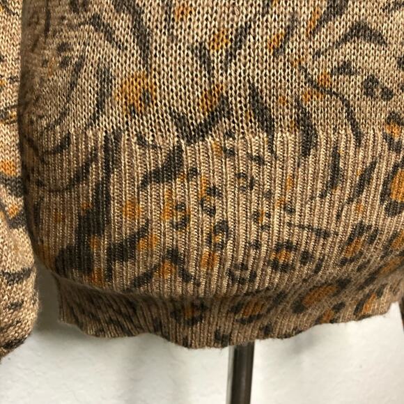 WHBM tan brown animal print balloon sleeve sweater size Medium NWT - Picture 4 of 14